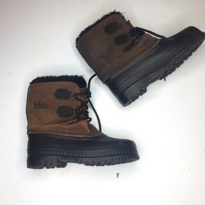 REI Sorel Caribou youth size 4 snow boots w/liner
